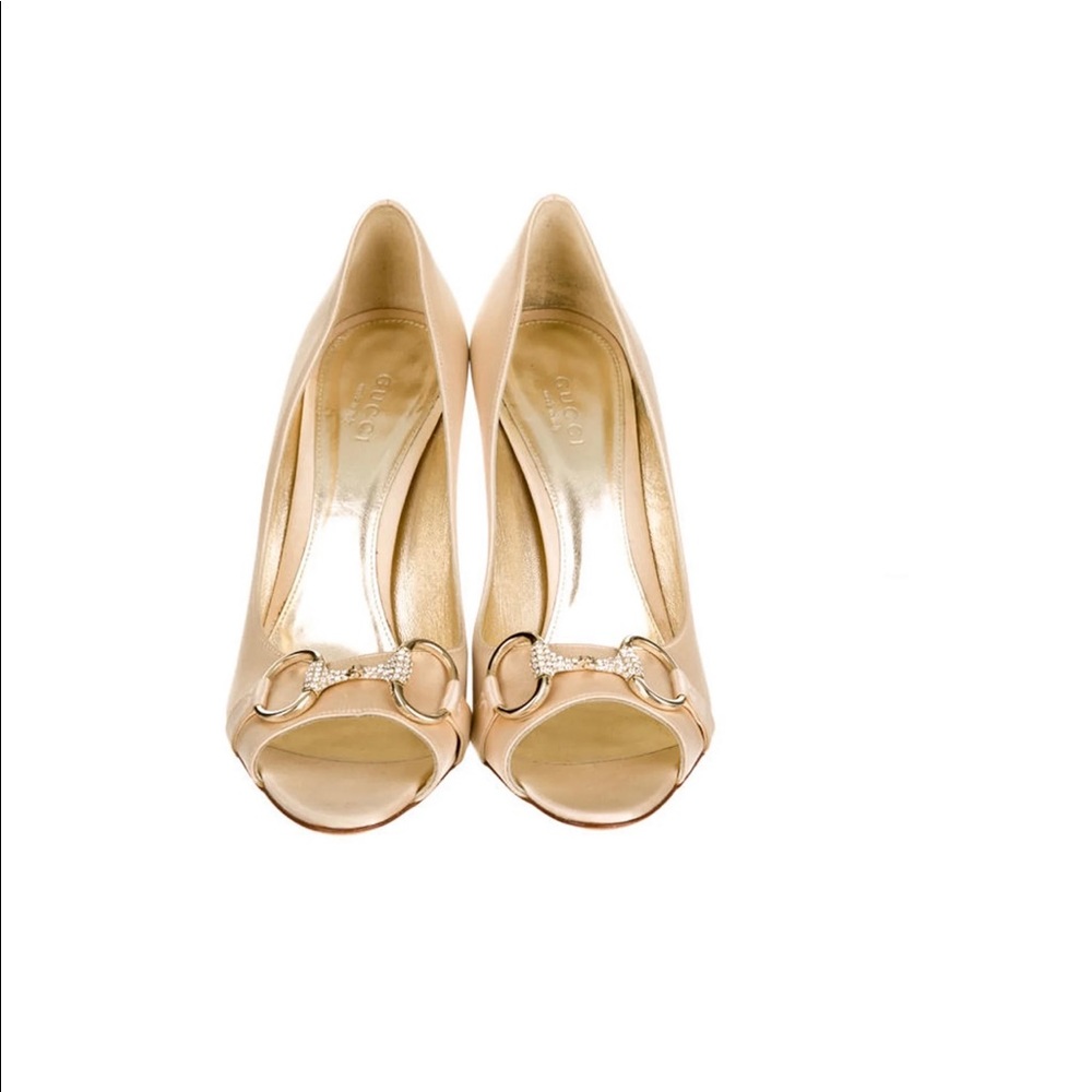 Gucci pumps